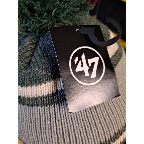 New 47 S Gray‎ and White Pom Pom Knit Hat - Picture 6 of 6